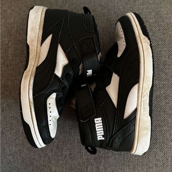Puma black and white classic high tops - Picture 6 of 6